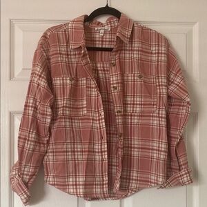 Derek Heart Comfy Pink Button Up